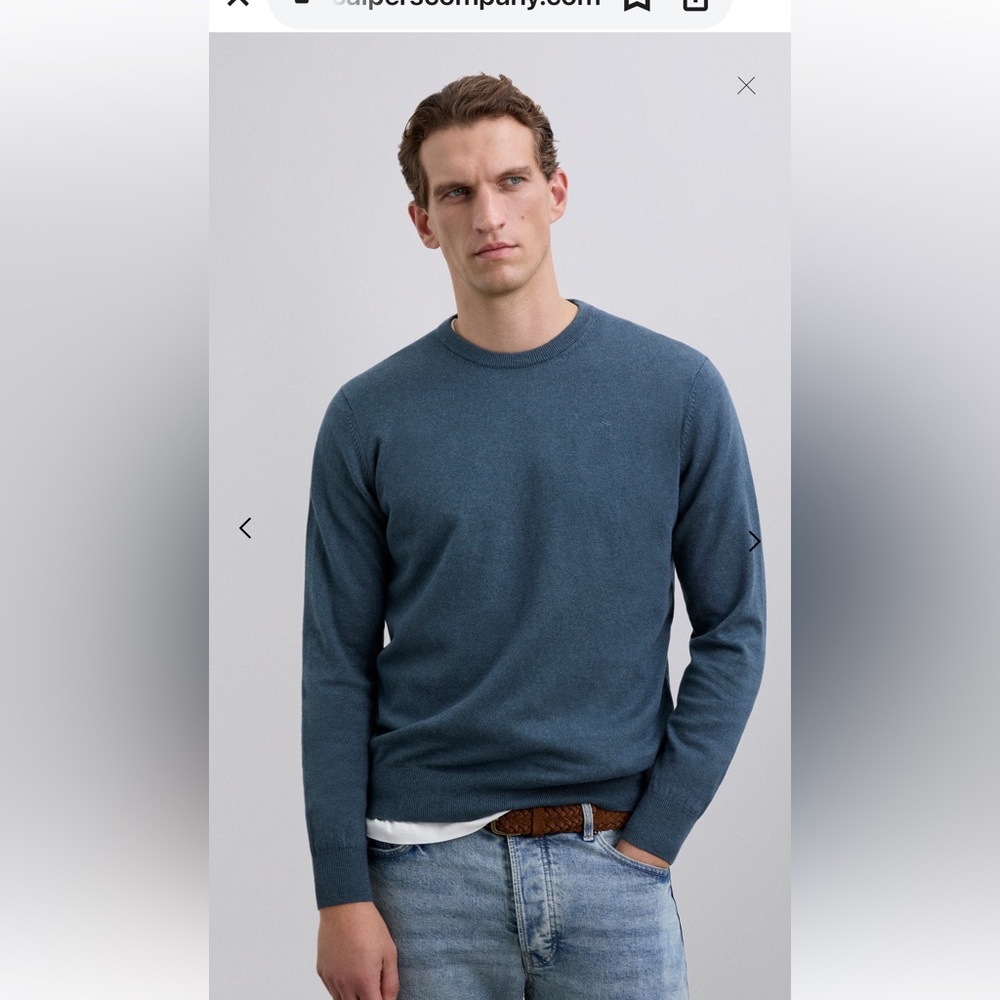 Scalpers crew neck pullover size M